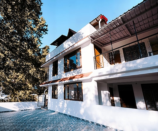 JÜSTA LAKE VIEW RESIDENCES NAINITAL